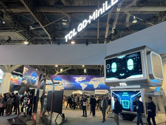 7일(현지시간) 미 라스베이거스 컨벤션센터(LVCC) 센트럴홀 중국 TCL 부스. 장우진 기자