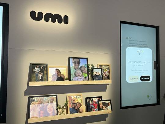 7일(현지시간) 미 라스베이거스 컨벤션센터(LVCC) 센트럴홀 일본 파나소닉 부스에 마련된 유미(UMI) 소개 공간. 장우진 기자