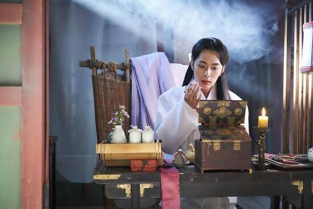 '슈룹'의 계성대군은 여장을 하는 인물이다. tvN 제공