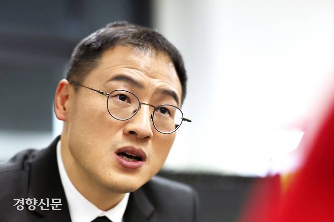 김상욱 국민의힘 의원이 2일 지역구인 울산에서 경향신문과 인터뷰하고 있다. 정지윤 선임기자