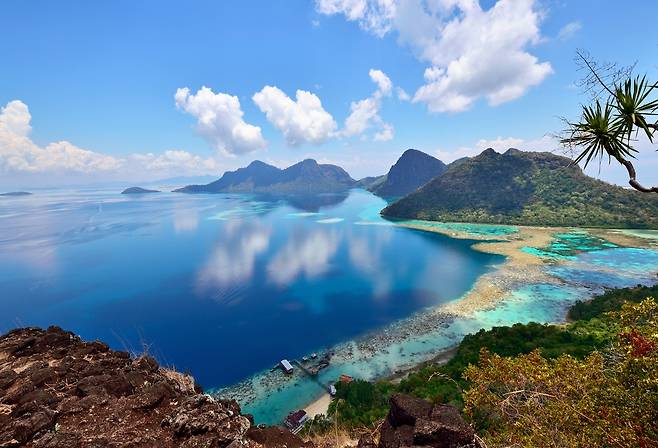 사바주 동해안 툰 사카란 해상공원