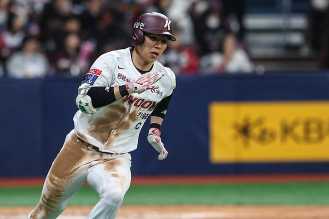 ▲ 다저스는 충분한 계획 속에 김혜성을 영입했다는 정황이 속속 드러나고 있고, 이제 김혜성은 첫 3년의 보장 계약 기간 동안 최대한 빨리 자신의 가치를 보여줘야 한다 ⓒ키움히어로즈