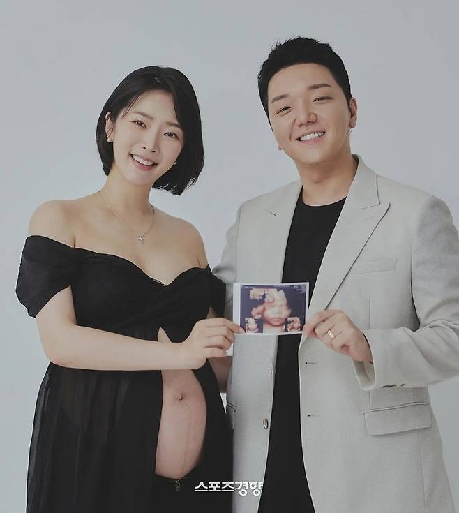 배우 배슬기와 유튜버 심리섭 부부. 경향신문 자료사진