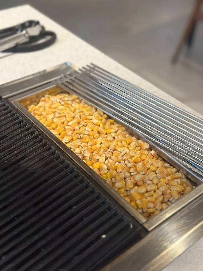 17364856182611.jpg 요즘 고깃집 불판.jpg