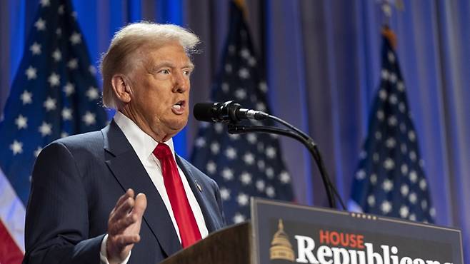 도널드 트럼프 미 대통령 당선인의 취임을 앞두고 비트코인 가격이 횡보세를 이어가고 있다.[사진｜뉴시스]