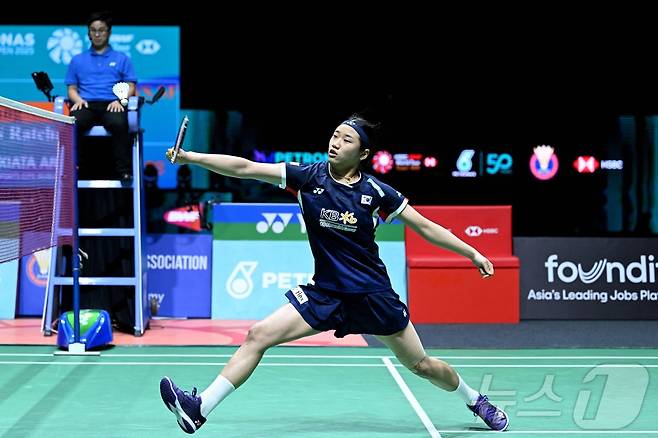 말레이시아 오픈 여자 단식 정상에 오른 안세영. ⓒ AFP=뉴스1
