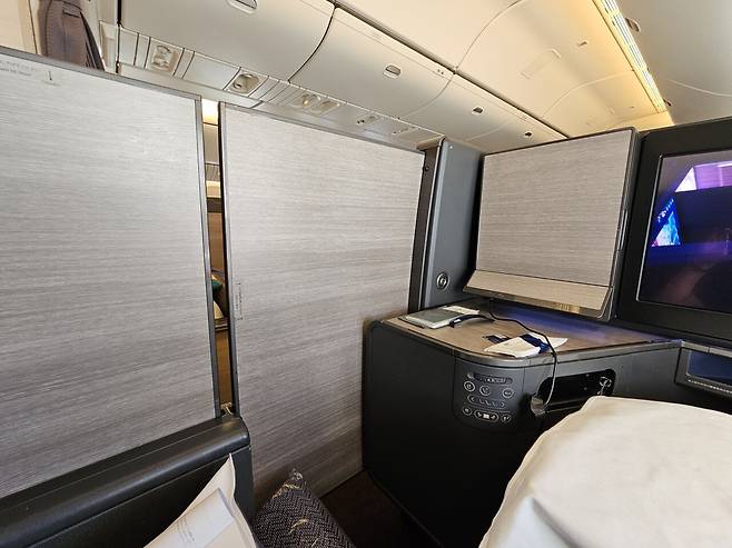 20241025_124550.jpg (스압) ANA(전일본공수) 비지니스석 "더 룸" 리뷰 ㄷㄷㄷ.jpg