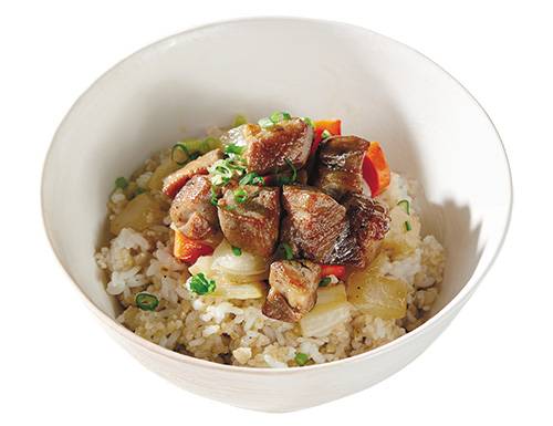 지중해식 식단은 ▲통 곡물 ▲채소‧과일 ▲올리브 오일 ▲생선 위주로 먹고 적색육, 가공육, 설탕 등의 섭취는 최소화하는 식사법으로 2025년 최고의 식단으로 꼽혔다./사진=맛있는 지중해식 레시피