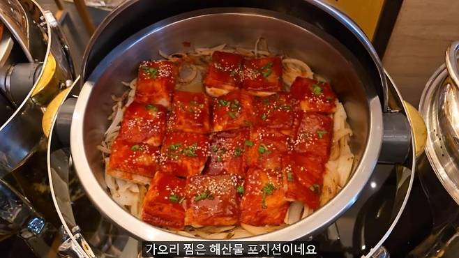 GOMCAM 20250112_2307310658.jpg 1인 14만원 국내 최고가 딸기뷔페에서 나오는 음식 종류