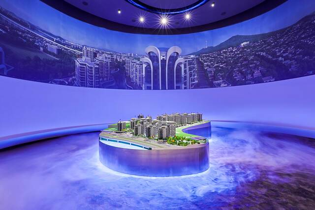 한남4구역 조합은 삼성물산과 현대건설이 용산구청 인근에 각각 마련한 홍보관을 이날까지만 운영하고 문을 닫을 예정이다. 사진은 현대건설 한남4구역 '디에이치 한강' 홍보관. /현대건설