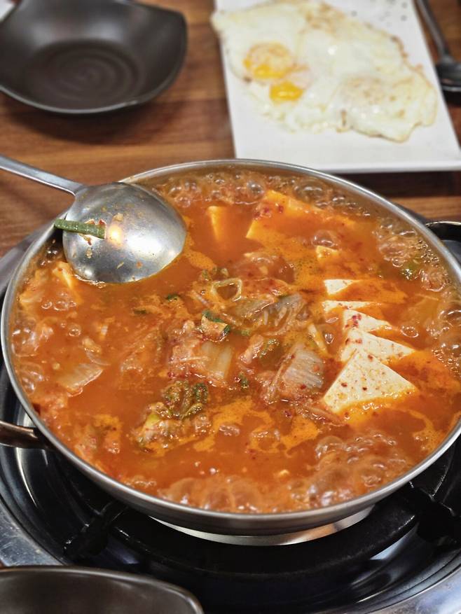 20250114_141306.jpg 김치찌개+제육볶음 세트메뉴