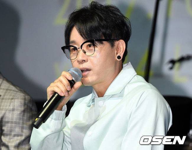 [OSEN=박재만 기자] 이승환 X CJ문화재단 공동 프로젝트 '인디음악 활성화' 기자간담회가 6일 오후 서울 마포구 신정동 CJ아지트에서 열렸다.가수 이승환이 인터뷰를 하고 있다. /pjmpp@osen.co.kr