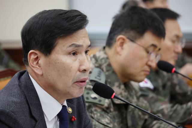 ▲김선호 국방부 장관 직무대행(차관)이 14일 오후 서울 여의도 국회에서 열린 '윤석열 정부의 비상계엄 선포를 통한 내란 혐의 진상규명 국정조사 특별위원회의'에서 의원 질의에 답하고 있다. ⓒ연합뉴스
