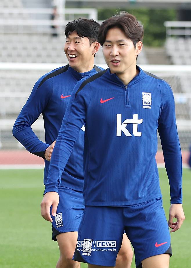 ▲ 토트넘의 이강인 영입설은 여전히 축구 팬들에게 큰 기대감을 불러일으키고 있다. 비록 이번 겨울 이적시장에서는 현실화되기 어려운 상황이지만, 다가오는 여름 이적시장에서 토트넘이 본격적으로 움직일 가능성이 크다. ⓒ곽혜미 기자