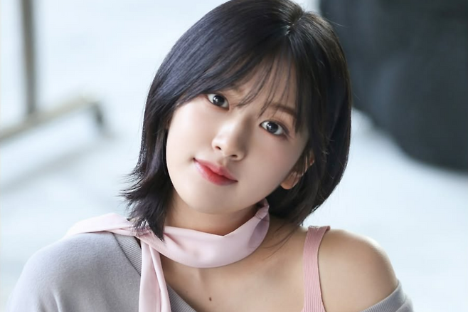 아이뷰 안유진. [아이브 인스타그램]