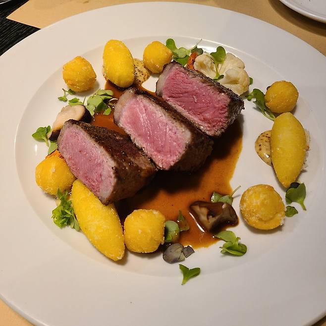 1735043955530-10.jpg 작년 크리스마스 음식