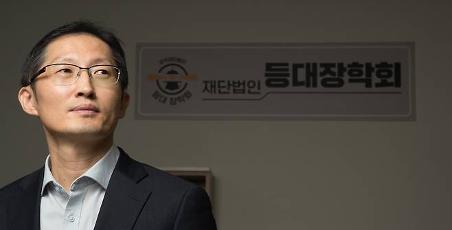 존속살해 혐의로 24년 10개월을 복역한 무기수 김신혜를 변호해 무죄 판결을 이끌어낸 박준영 변호사는 "잘못에 침묵하지 않고 바로잡으려는 용기가 '지연된 정의'를 앞당긴다"고 했다. /고운호 기자