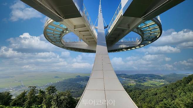 교동도 화개산 전망대 /사진-강화군