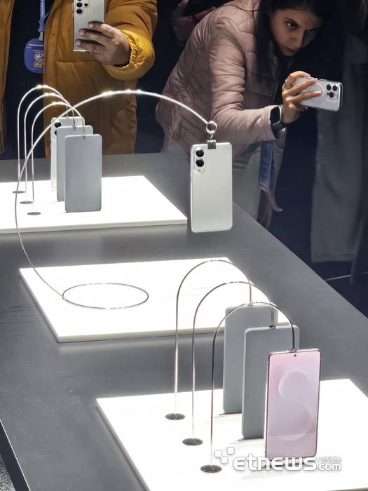 갤럭시S25 엣지(Edge).