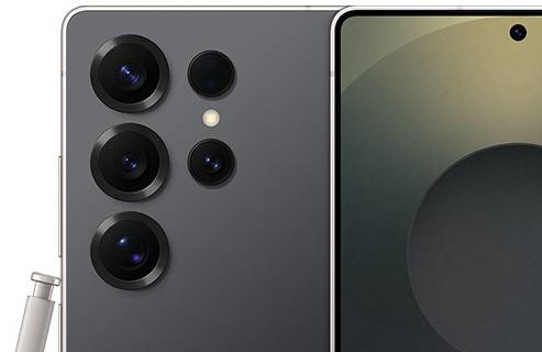 갤럭시 S25 울트라 티타늄 블랙 제품의 후면 카메라. 삼성전자 제공