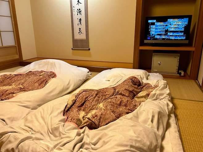 79ecf603c7f61af123e6f297309c7064da06c9de02847b8be09bf660acd6b27113248a50805bc586b89c750181894e4282c25596e4