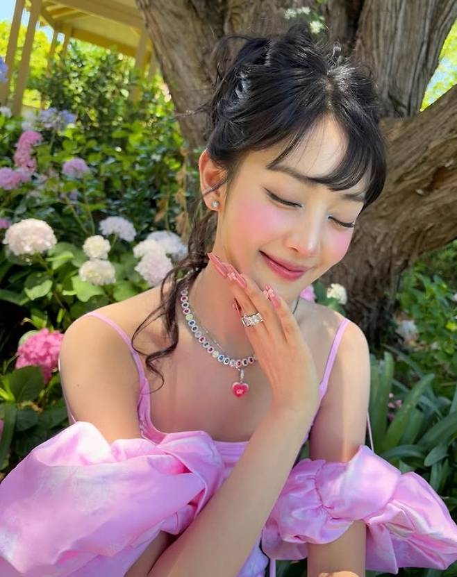 민니 소셜미디어