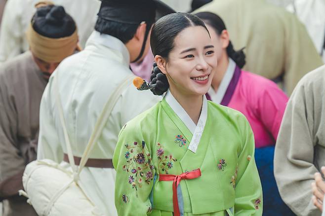 JTBC 드라마 ‘옥씨부인전’에서 구덕(옥태영) 역을 연기한 배우 임지연 출연장면. 사진 SLL, 코퍼스 코리아