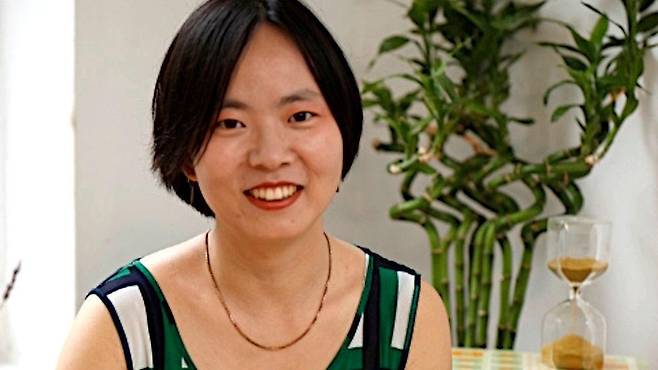 궈징은 봉쇄 기간 기록한 일기를 이후 책으로 출판했다