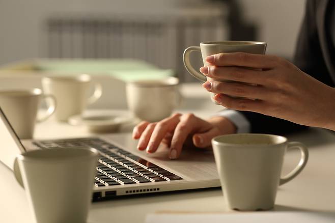 C 매일 커피 없이는 하루를 시작하기 힘들다면, 혹시 카페인 중독일 가능성을 생각해 봐야 한다. [사진=게티이미지뱅크]