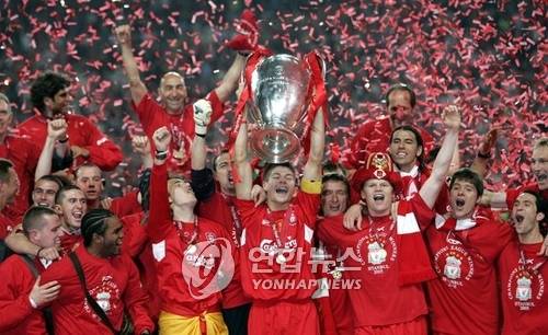 글로벌 스포츠 매체 '디애슬레틱'이 30일(한국시간) 제라드가 사우디 프로리그 알이티파크 감독직에서 물러나기로 했다고 보도했다.&nbsp;연합뉴스