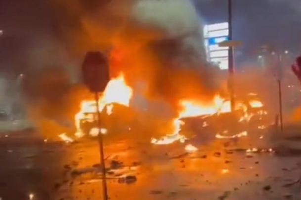 image.png [속보] "사상자 다수"..美필라델피아 번화가에 소형항공기 추락, 대규모 화염