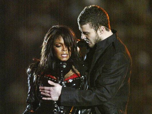 2004년 슈퍼볼 무대에 오른 자넷 잭슨과 저스틴 팀버레이크./사진=OSEN