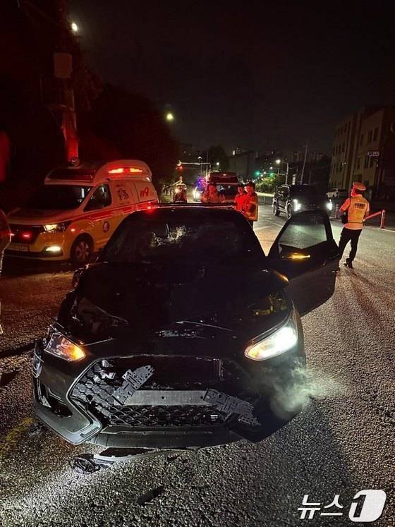 사고 당시 A 씨의 차량.(인천소방본부 제공)2025.2.2/뉴스1