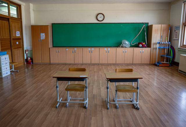 올해 3월 1일 폐교 예정인 한 초등학교 교실이 텅 비어 있다. 코리아 타임즈