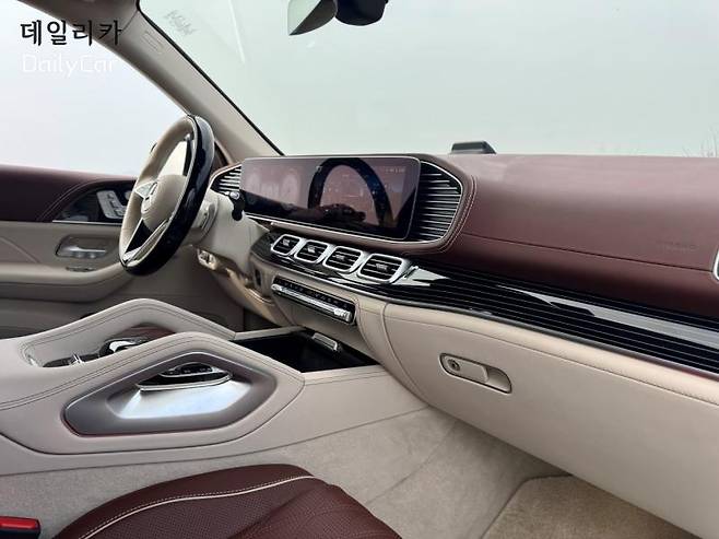 메르세데스-마이바흐 GLS 600 4MATIC 마누팍투어