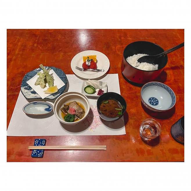 7ce4f27fc0f31a8223998e96379c701814f250bdd03f92e8660e8f273cd248377fea5317bd7c89b27f948c24a97194b698808016b9