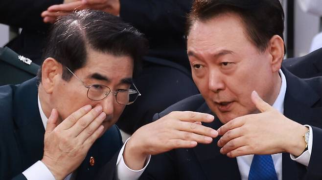 김용현 전 국방장관과 윤석열 대통령 (사진=연합뉴스)