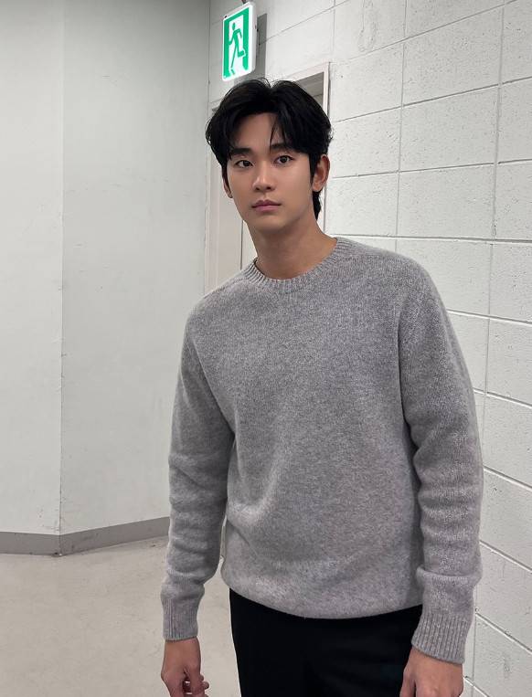 김수현 소셜미디어