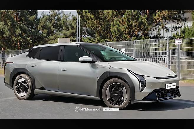 기아 EV4 디자인 예상도