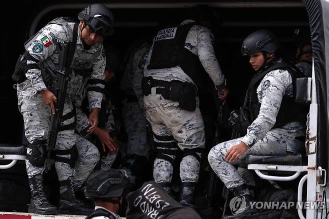 북부 국경지대 투입된 멕시코 국가방위대원들 [티후아나 AFP=연합뉴스. 재판매 및 DB 금지]