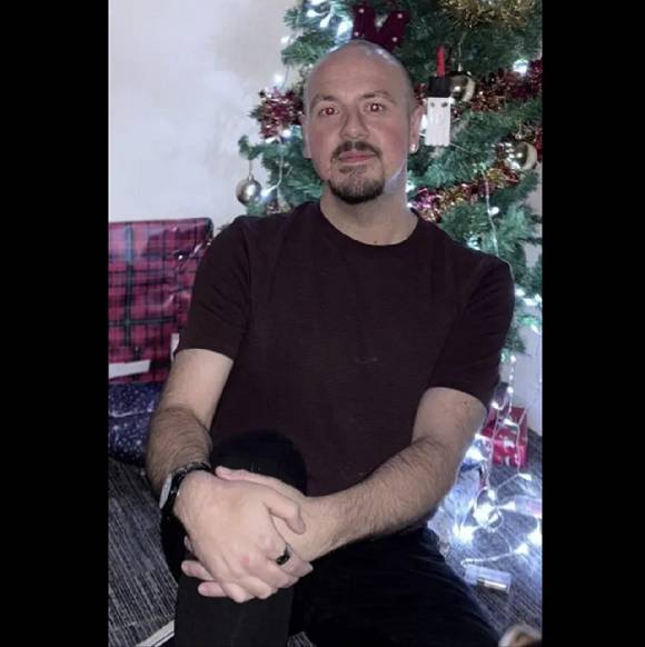 몸무게 159㎏의 초고도비만 남성이 약물과 수술의 의존 없이 오직 식단과 운동만으로 76㎏ 정도를 감량해 화제를 모으고 있다. 사진은 감량 후 리 헤링. [사진=리 헤링/SWNS]