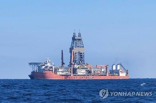대왕고래 시추 투입된 '웨스트 카펠라'호 [촬영 손대성]