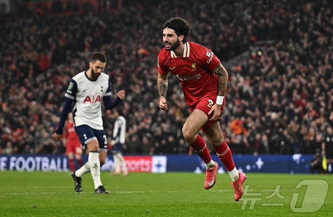 토트넘을 상대로 득점한 리버풀의 도미닉 소보슬라이. ⓒ 로이터=뉴스1