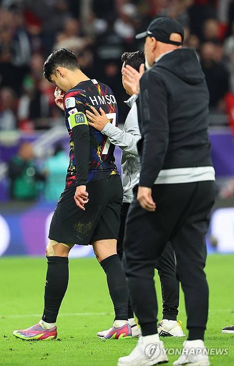 요르단전 패배 후 손흥민. ⓒ연합뉴스
