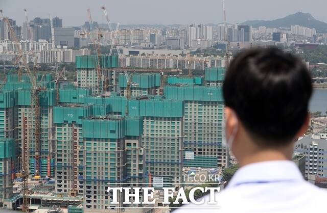 삼성물산 건설부문은 업황 불황에도 양호한 성적을 거둔 것으로 나타났다. GS건설은 흑자전환에 성공했다. /뉴시스