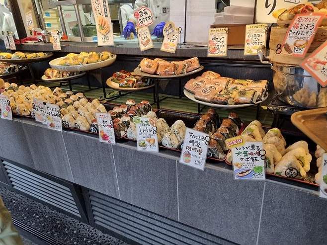 7ce88768efc23f8650bbd58b3685736bf52adcd9