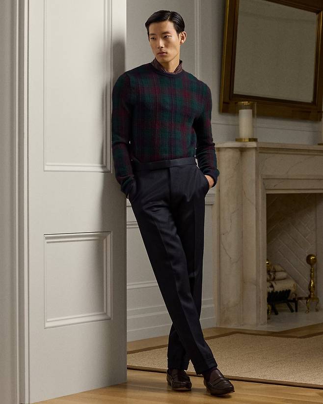 s7-AI798954041001_alternate10.jpg 클래식 끝판왕이지만 소화하기 어렵다는 남자 패션.jpg