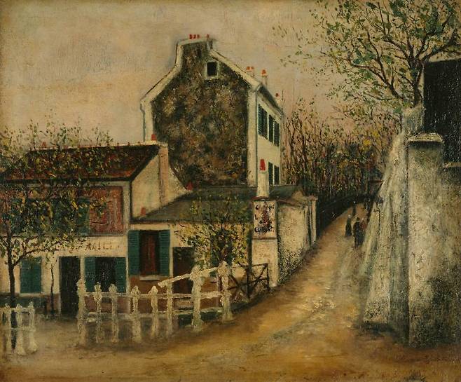 라팽 아질(1912). 부서진 창문과 깨진 유리창, 얼룩진 벽이 눈에 띈다. 원래 이곳은 사람이 많은 거리지만 작품에서는 조용한 분위기가 느껴진다. 군중 속에서도 위트릴로는 외로움을 느꼈다. /파리 국립근대미술관