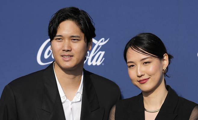 오타니 쇼헤이와 그의 아내 다나카 마미코. AFP연합뉴스