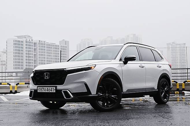 혼다 CR-V 하이브리드. 사진 김학수 기자
